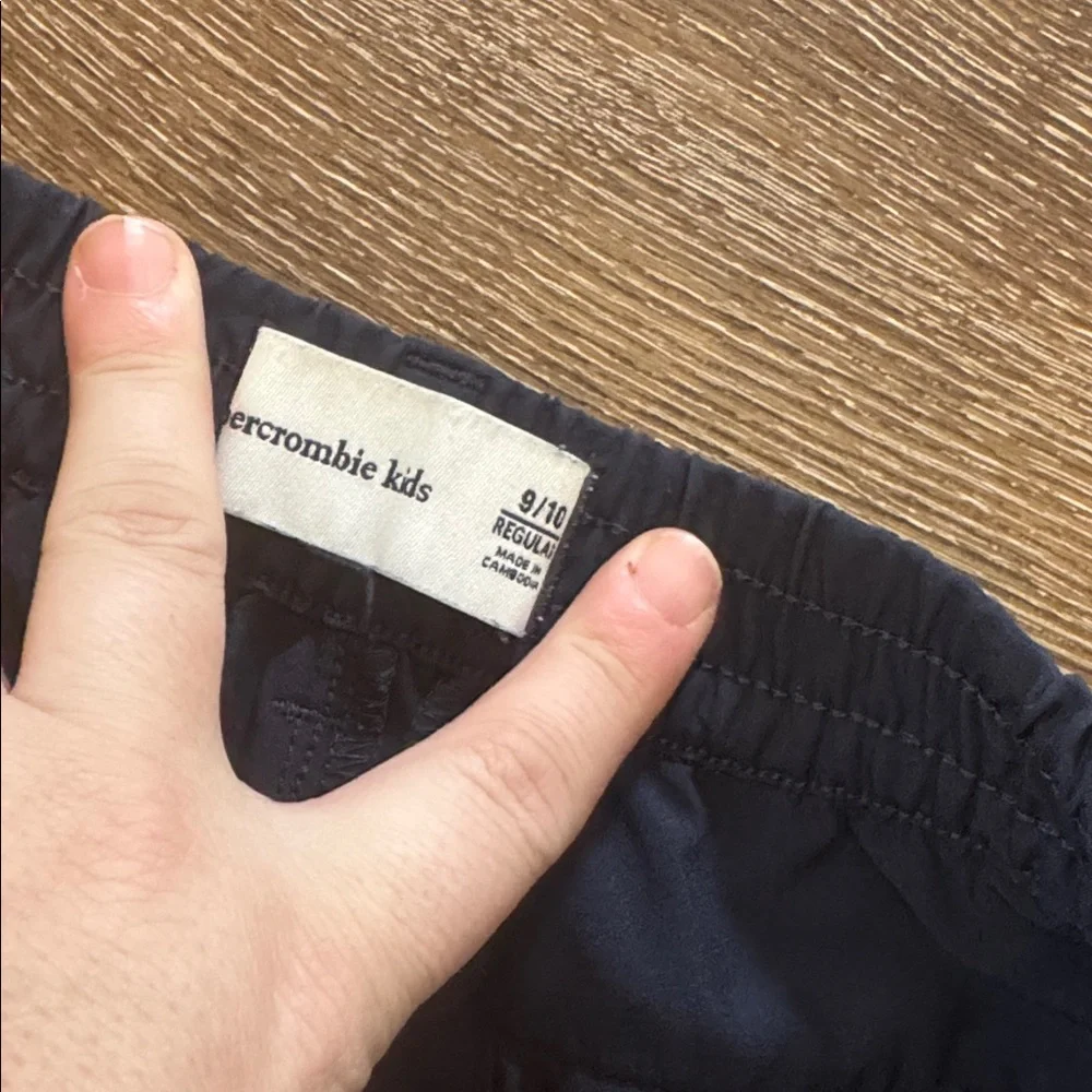 Abercrombie kids navy shorts youth 9/10‎